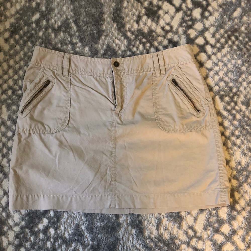 Caslon Skirt
